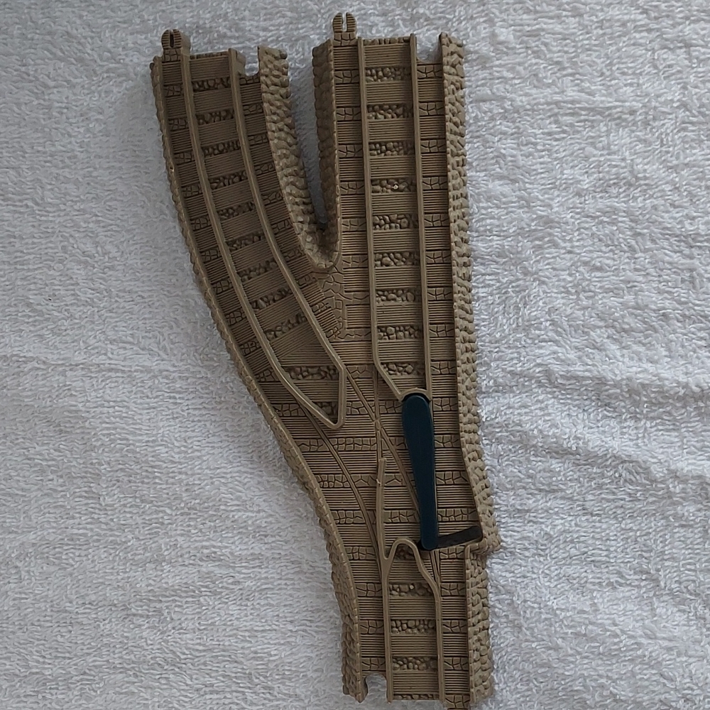 Replacement Tan Swith Track Piece for Thomas & Friends Trackmaster Set